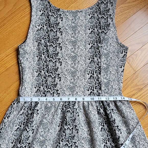 Animal Print Black and Cream Dress - Picture 5 of 6